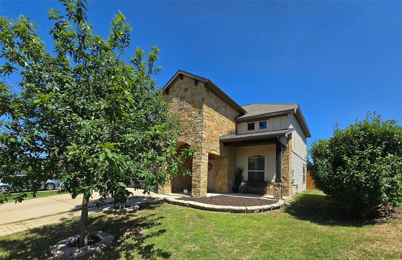 129 Diamondback CV, Buda, TX 78610