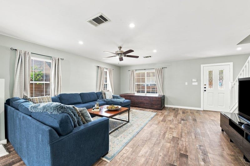 620 Catumet DR, Pflugerville, TX 78660