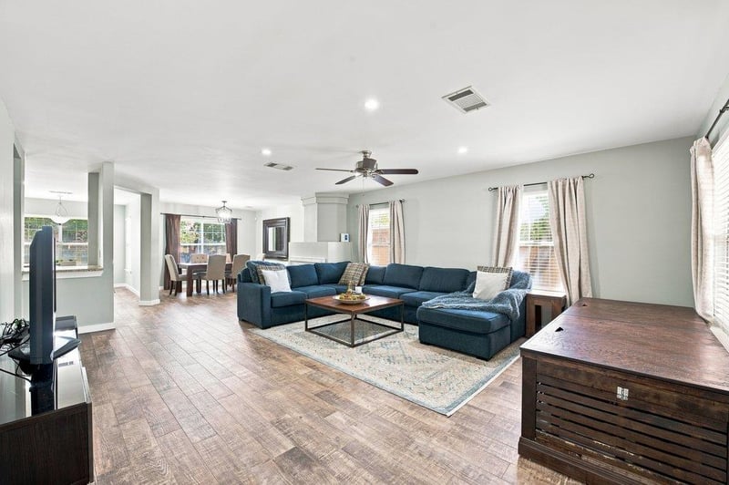 620 Catumet DR, Pflugerville, TX 78660