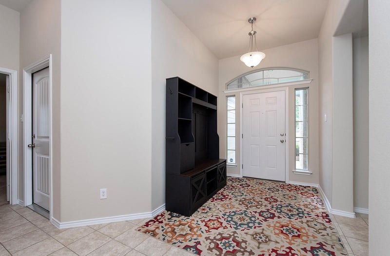 101 Igneous LN, Jarrell, TX 76537