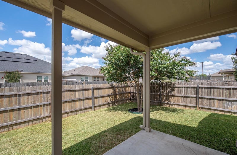 101 Igneous LN, Jarrell, TX 76537