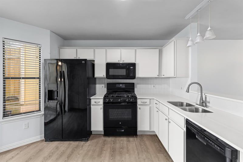 11901 Swearingen DR #110, Austin, TX 78758