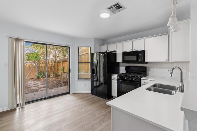 11901 Swearingen DR #110, Austin, TX 78758