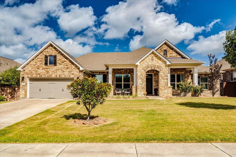221 Clearwater Way, Kyle, TX 78640
