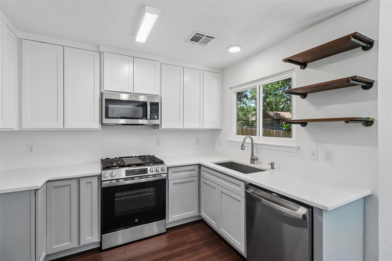 1805 Bent Oak CV, Leander, TX 78641