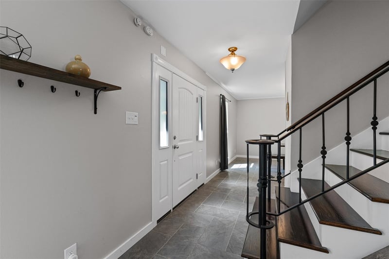 8300 Grayledge DR, Austin, TX 78753