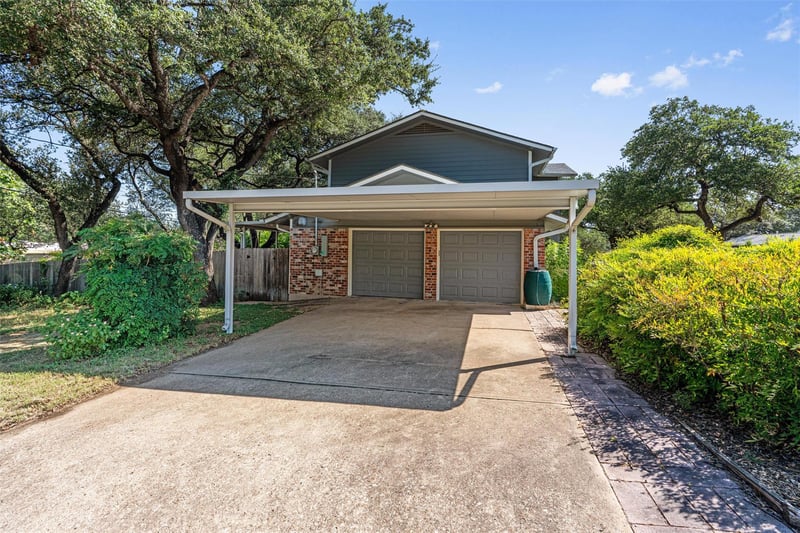 8300 Grayledge DR, Austin, TX 78753