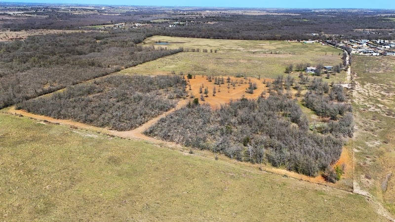 18101 Littig RD, Elgin, TX 78621