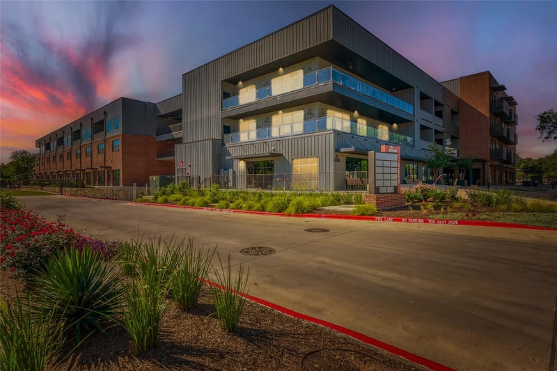 4510 Terry O LN #405, Austin, TX 78745