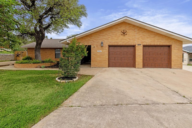3704 Austin CV, Lago Vista, TX 78645