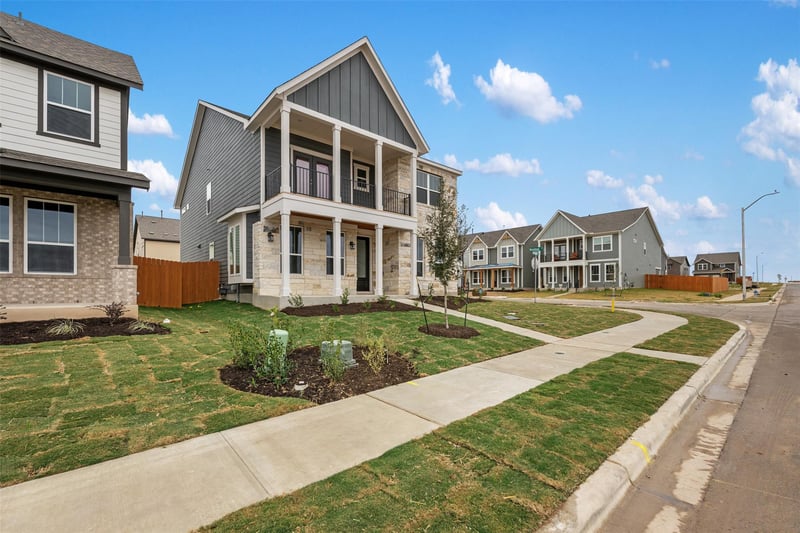 429 Carr DR, Liberty Hill, TX 78642