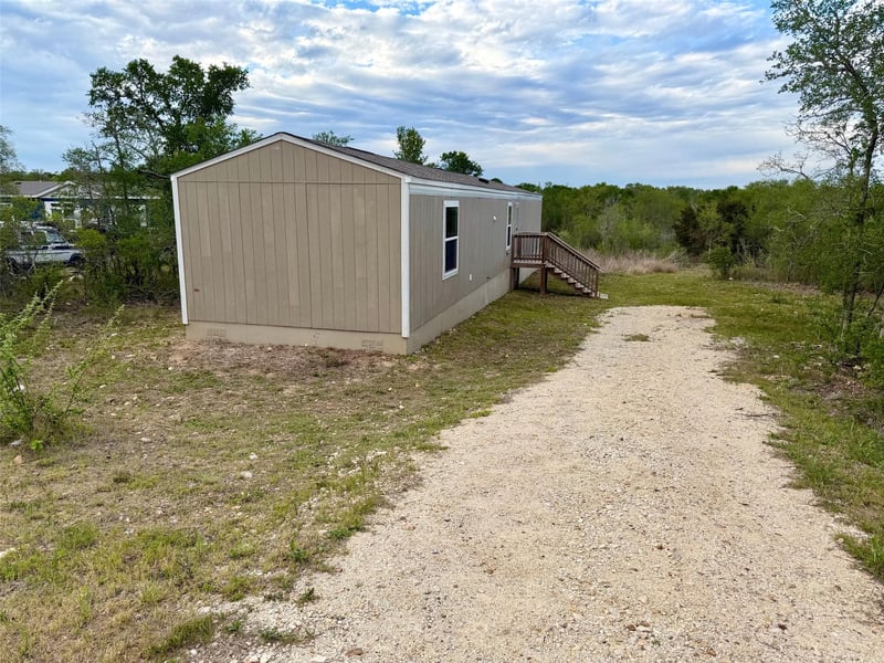 309 Oak Arbor TRL, Del Valle, TX 78617