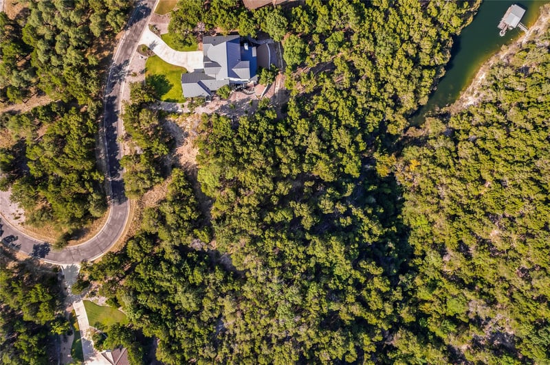 7306 Admirals Park DR, Jonestown, TX 78645
