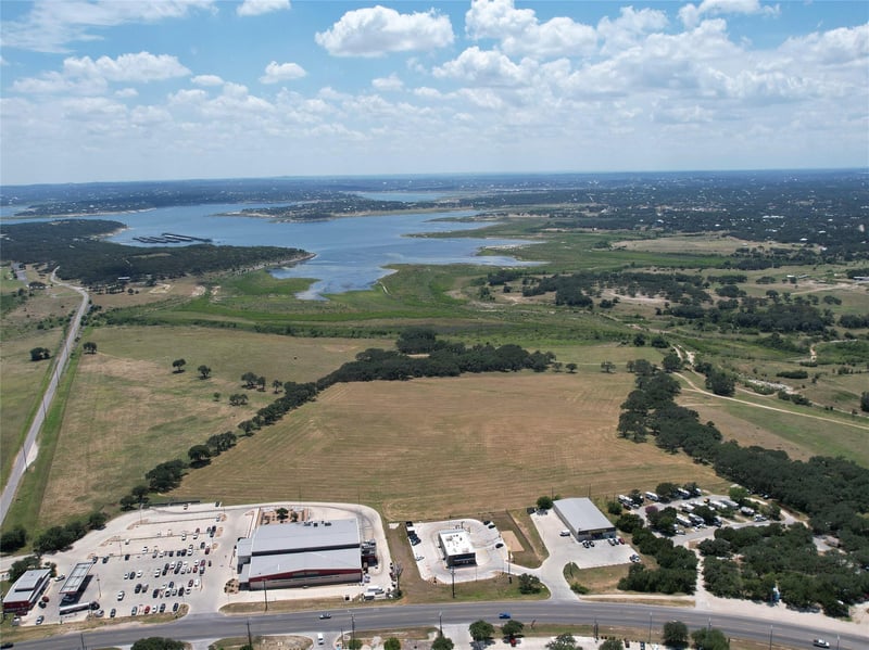 1061 Cougar DR, Canyon Lake, TX 78133