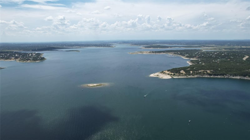 1061 Cougar DR, Canyon Lake, TX 78133