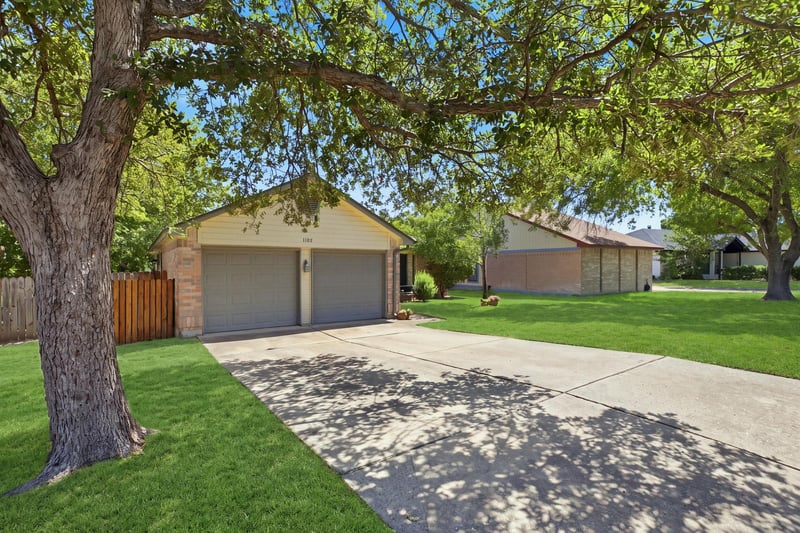 1108 Batavia DR, Pflugerville, TX 78660