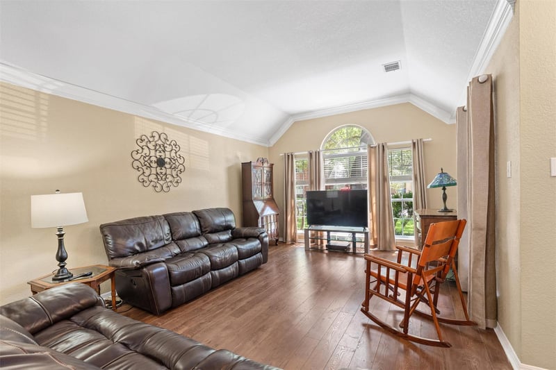 1208 Brophy DR, Pflugerville, TX 78660