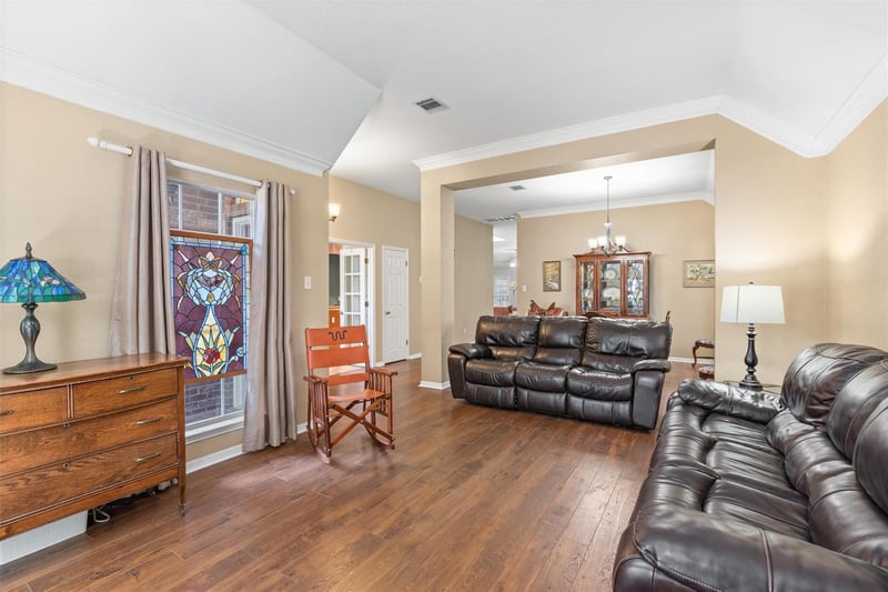 1208 Brophy DR, Pflugerville, TX 78660