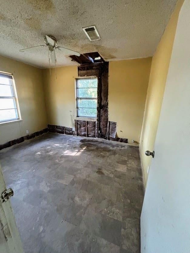321 Front ST, Holland, TX 76534