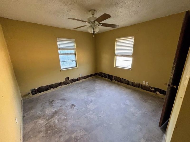 321 Front ST, Holland, TX 76534