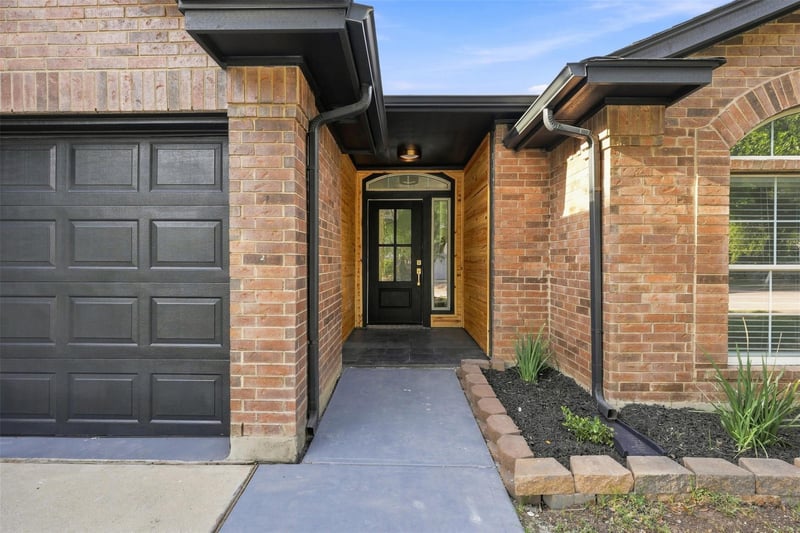 1008 Grey Castle DR, Pflugerville, TX 78660