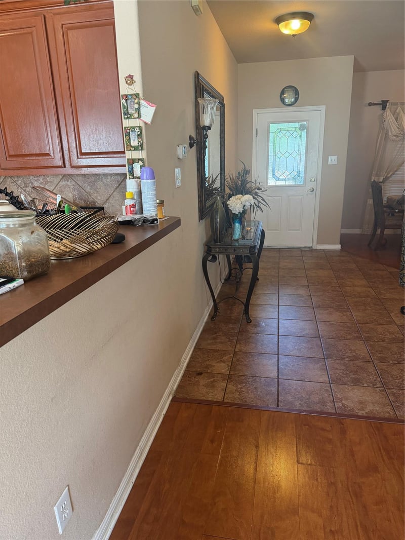 2741 Kickapoo Cavern DR, Pflugerville, TX 78660