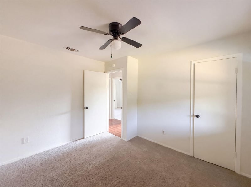 1002 Hummingbird DR, Marble Falls, TX 78654