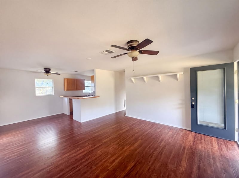 1002 Hummingbird DR, Marble Falls, TX 78654