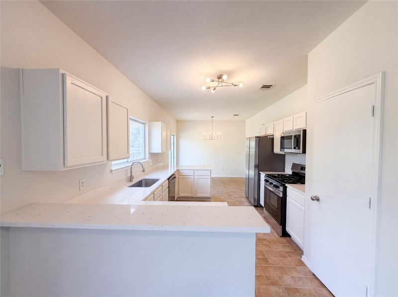 710 Encanto DR, Leander, TX 78641