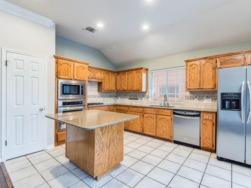 7903 Henry Kinney ROW, Austin, TX 78749