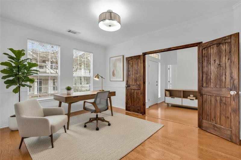 2606 Kinney Oaks CT, Austin, TX 78704