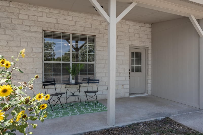 200 Sandstone DR #E/F, Jarrell, TX 76537