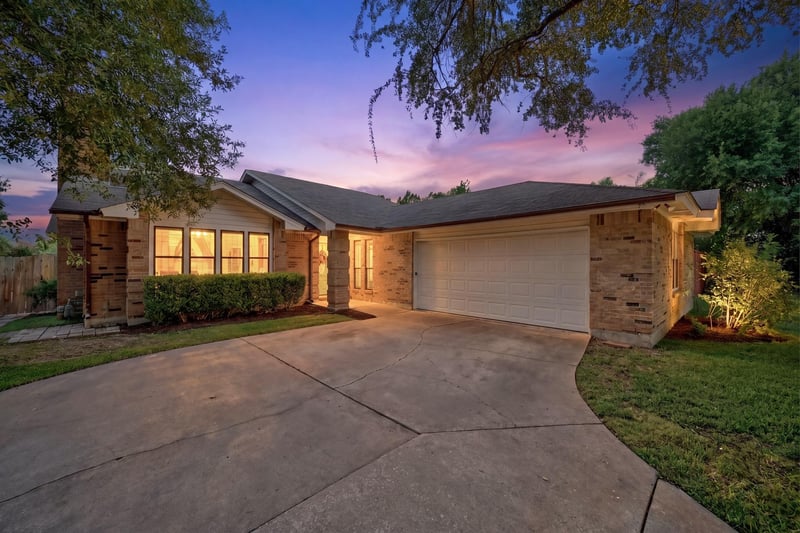 101 Redwood LN, Pflugerville, TX 78660