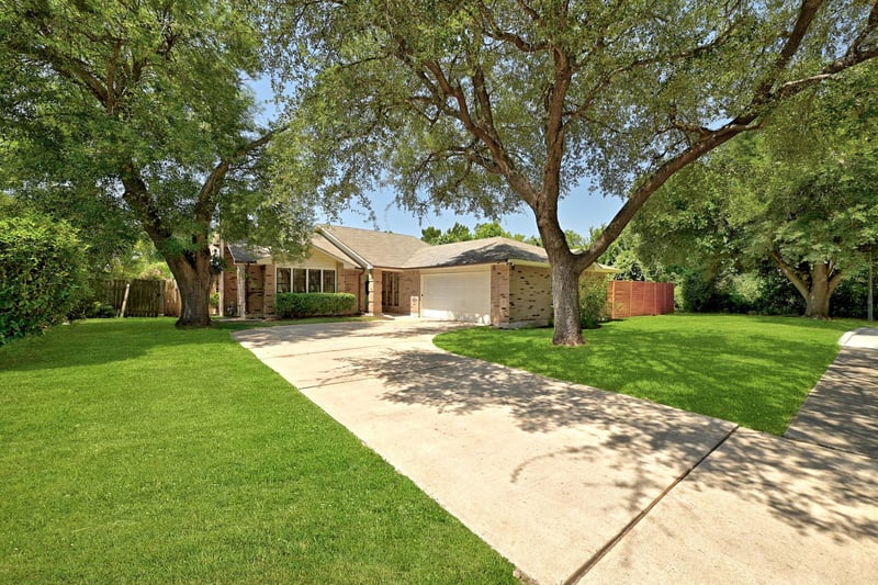 101 Redwood LN, Pflugerville, TX 78660