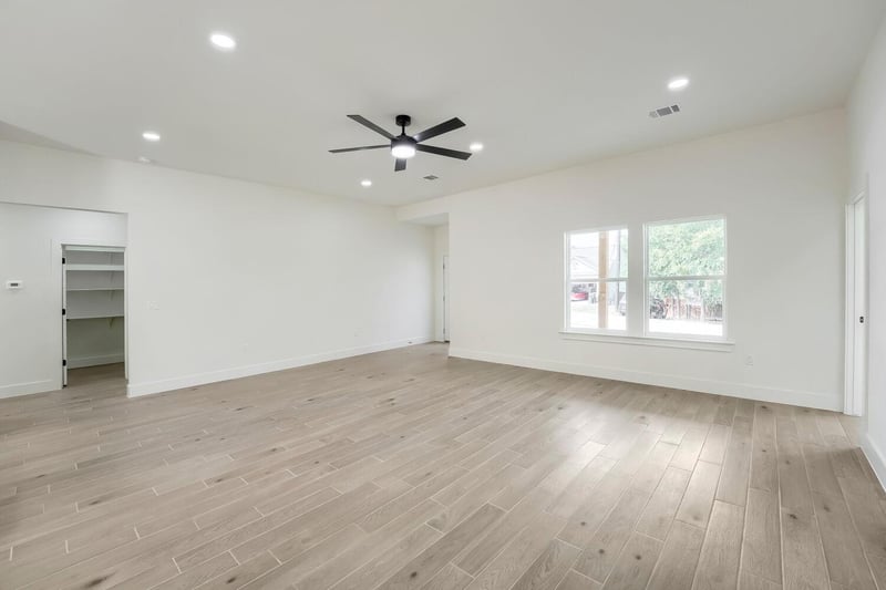 334 Nene LN, Bastrop, TX 78602