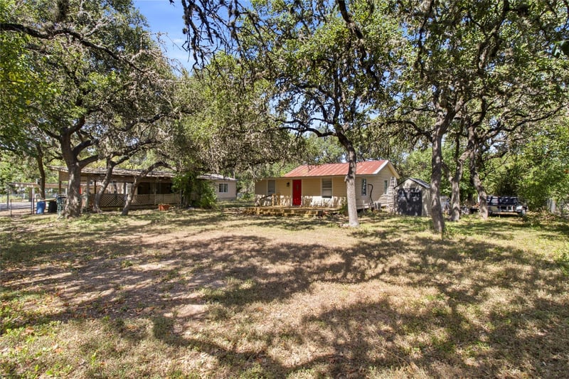 606 Harmons Way, San Marcos, TX 78666