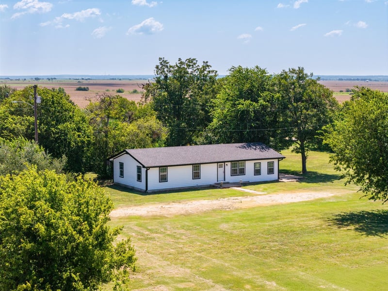 212 E Taylor ST, Thrall, TX 76578