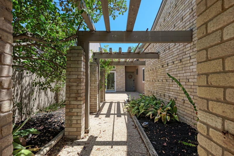 3837 Steck Ave, Austin, TX 78759