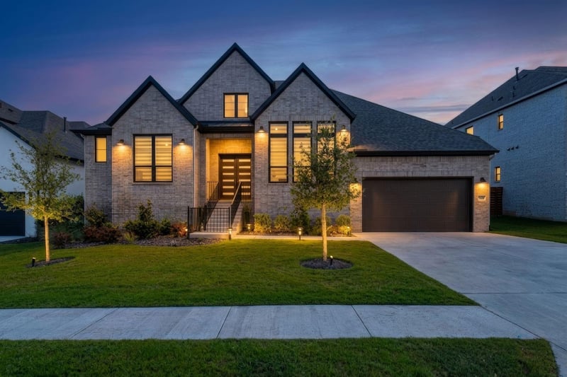 7521 Becasseau DR, Austin, TX 78738