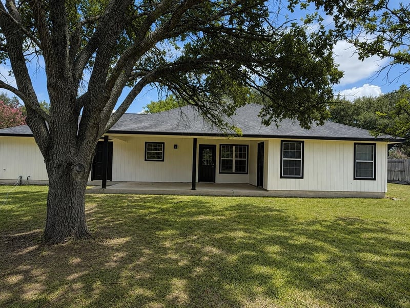 102 Sequoyah ST, Buda, TX 78610