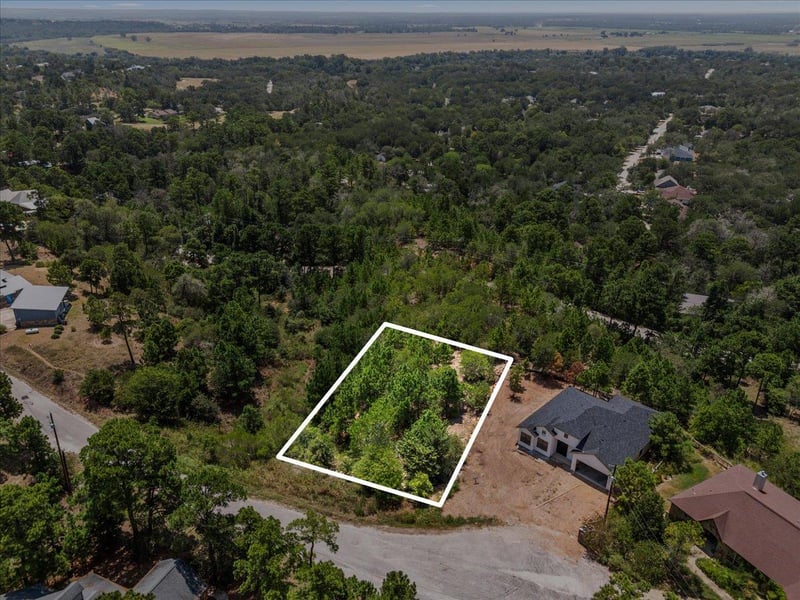 177 Koloiki LN, Bastrop, TX 78602