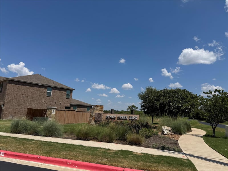 1901 Dragonfly Loop, Bastrop, TX 78602