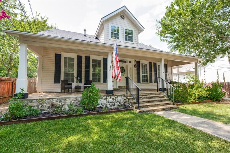 1012 Dailey ST, San Marcos, TX 78666