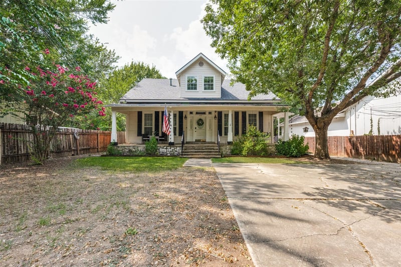 1012 Dailey ST, San Marcos, TX 78666