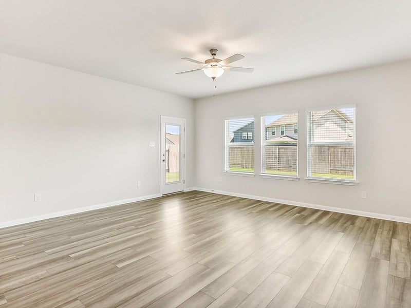 440 Boondoggle RDG, Cedar Creek, TX 78612