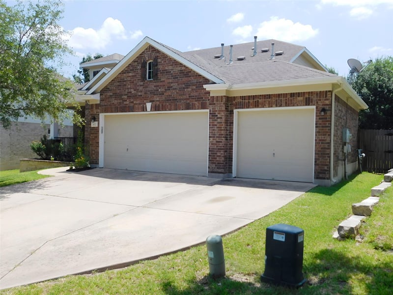 2670 Ravenwood DR, Round Rock, TX 78665