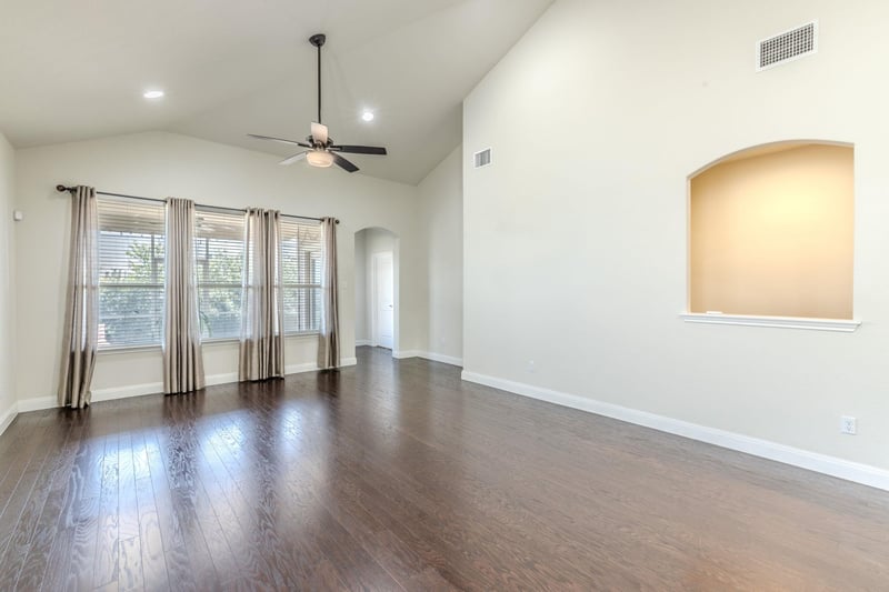 125 Andele Way, Liberty Hill, TX 78642