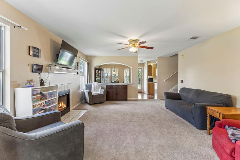 808 Red River LN, Leander, TX 78641