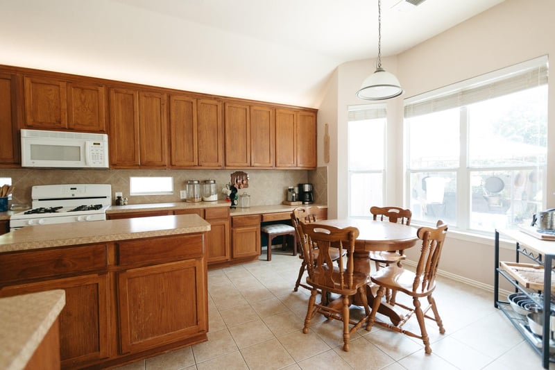 1801 Vintage DR, Leander, TX 78641