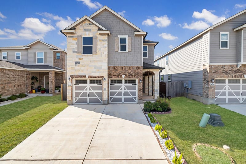 1021 Cowberry DR, Georgetown, TX 78626